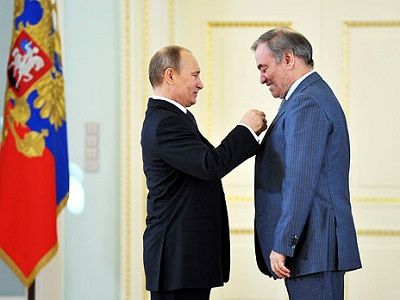 Владимир Путин и Валерий Гергиев. Фото bfm.ru