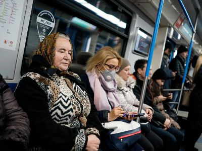 Пассажиры московского метро во время пандемии коронавируса. Фото: Станислав Красильников / ТАСС