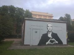 Граффити с Марией Колесниковой в Петербурге. Фото: ПЬЯTNIЦА