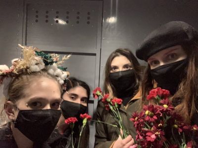 Задержанные участницы акции против гендерного насилия, Санкт-Петербург. Фото: Polina_txt / Twitter