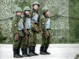 Солдаты. Фото: с сайта grani.ru