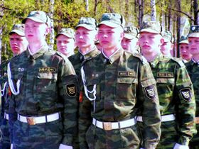 Солдаты, фото Виктора Шамаева, Каспаров.Ru