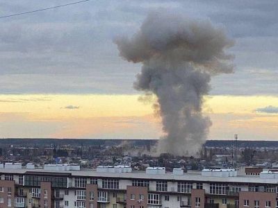 Удар по аэропорту Житомира, 27.02.22. Фото: t.me/anatoly_nesmiyan